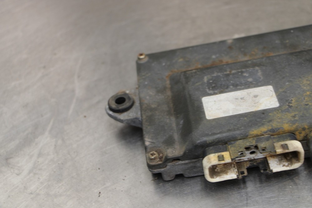 92-95 HONDA ST1100 ECU COMPUTER CONTROLLER UNIT BLACK BOX ECM CDI