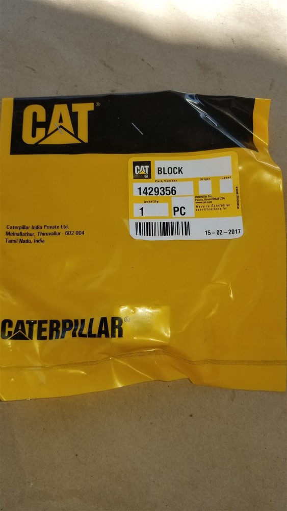 CAT 1429356 Striker Latch Block