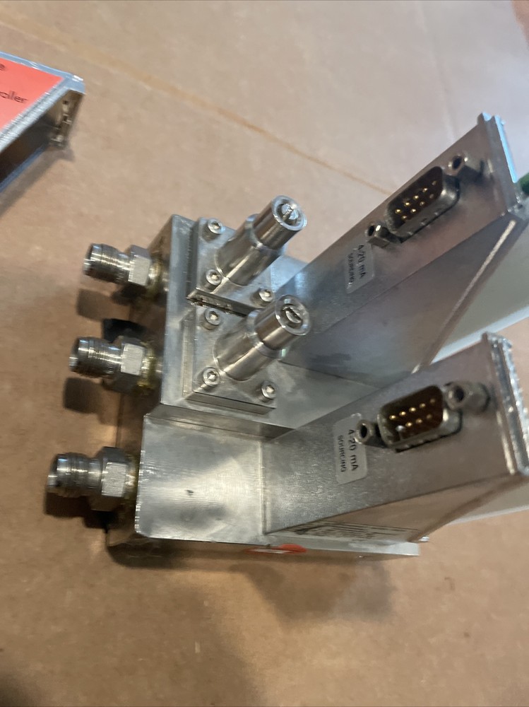 BRONKHORST MASS FLOW METER/CONTROLLER N2 50LN/MIN A15