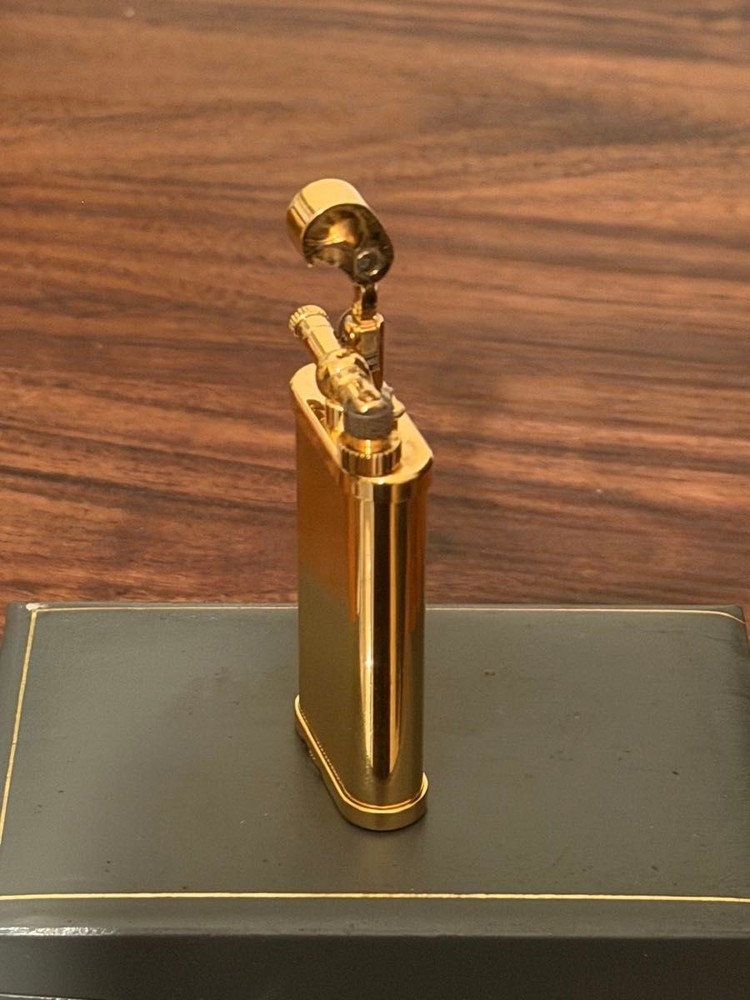 Dunhill Hammer Gold Stripe Roller Gas Lighter Used