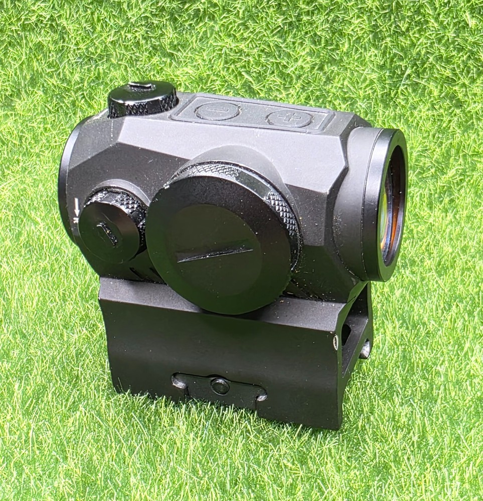Sig Sauer ROMEO5 Compact Red Dot Sight #SOR52010 1x20mm 2 MOA Dot Reticle - USED
