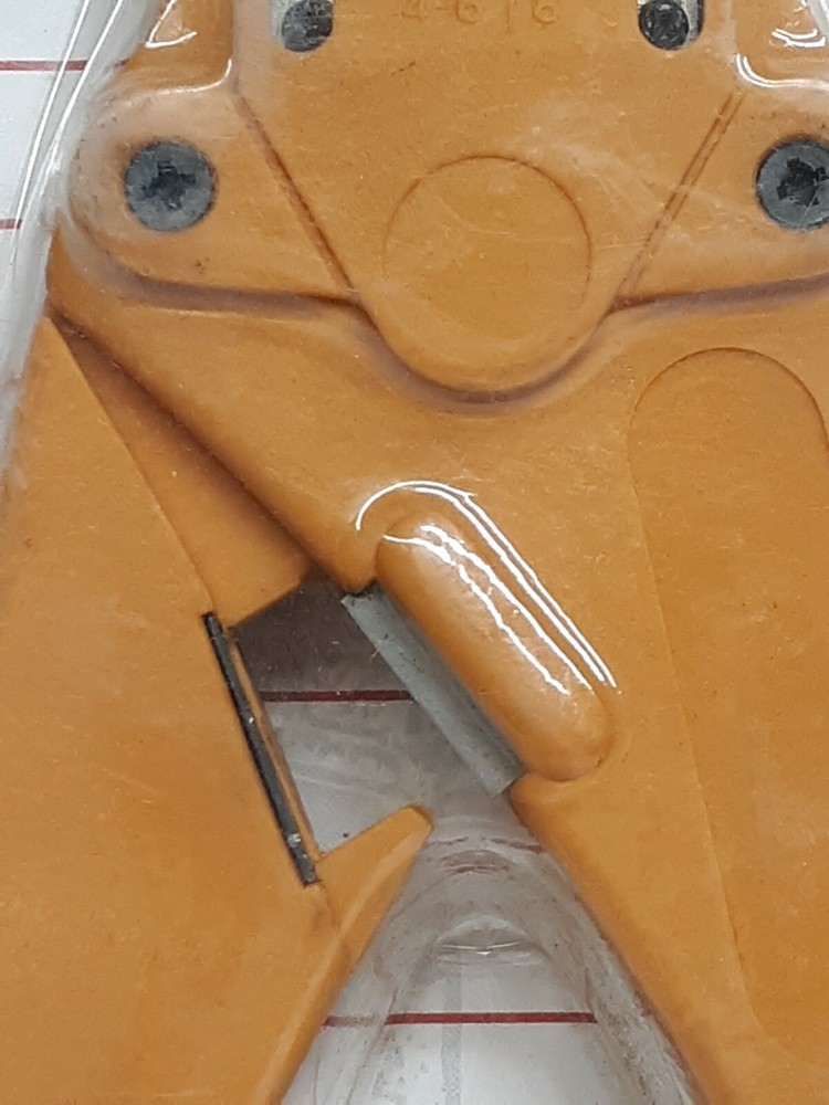 Pitbull 8" Network Line Crimping/ Cutting Pliers (3-2-3)