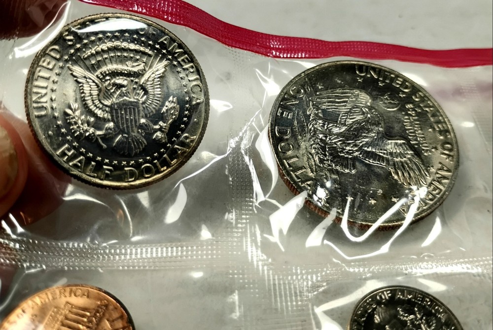 1973 U.S Mint Set Original Government Packaging OGP