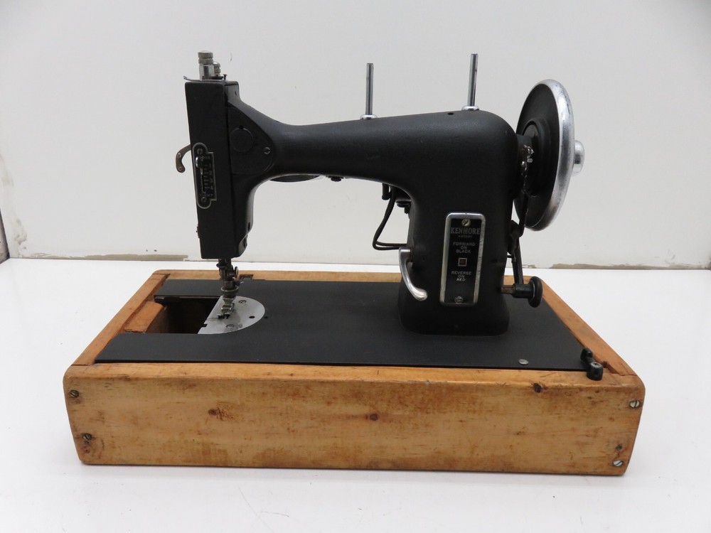 Kenmore E-6354 Sewing Machine - Untested As-is