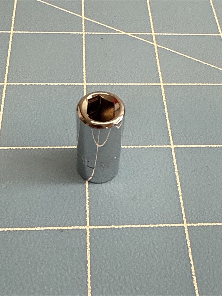 MAC TOOLS,1/4 " SOCKET DRIVEN, BIT HOLDER.
