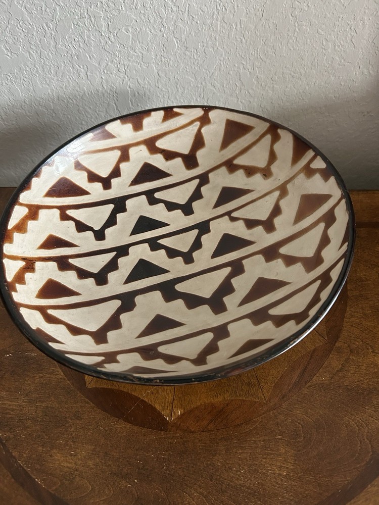 Authentic Peruvian Ceramic Bowl In Disaguita Tradition Geometric Design Signed