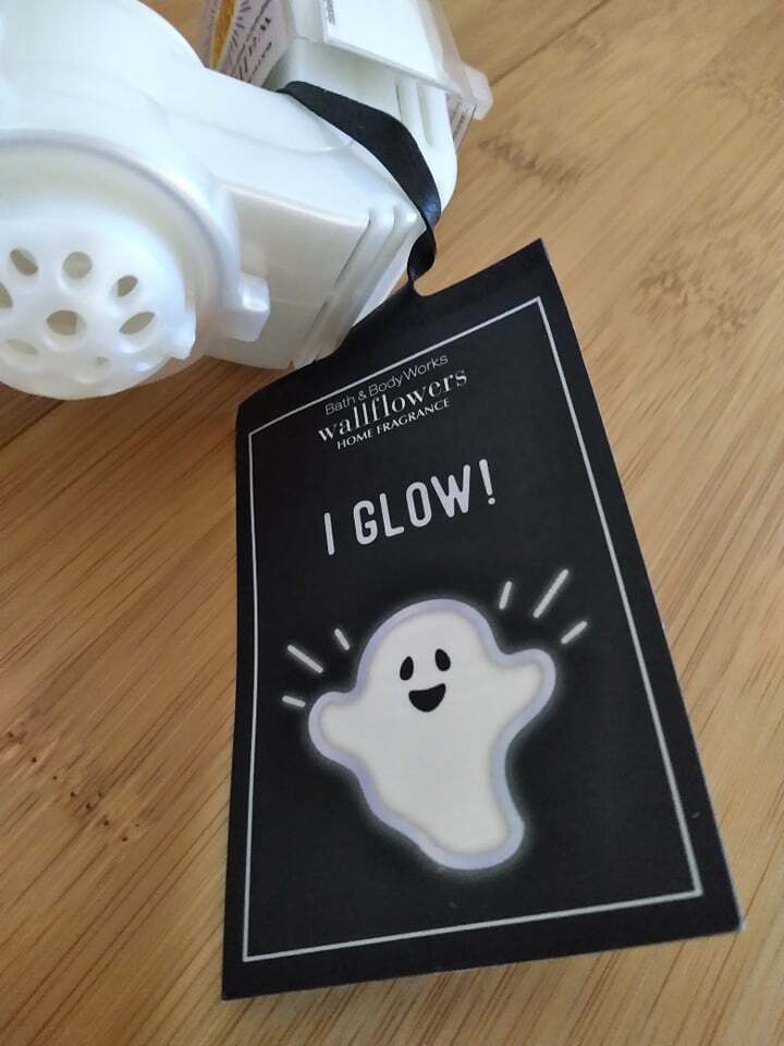 Bath & Body Works Halloween Neon Ghost Wallflower Nightlight