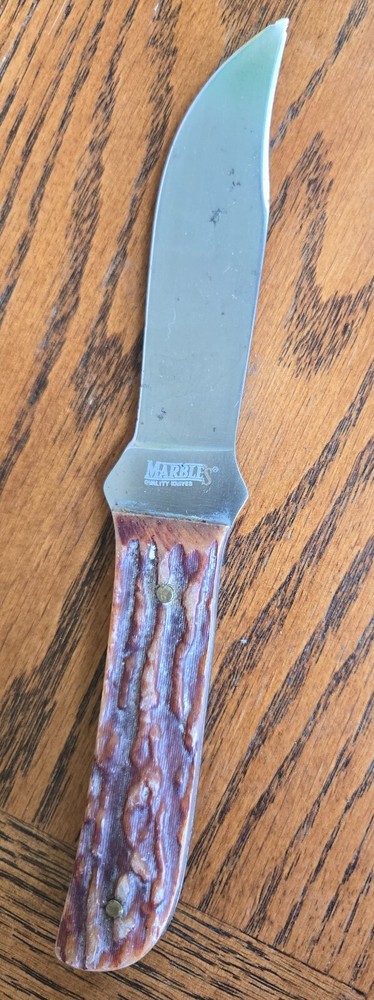 4 Hunting and Survival Knives
