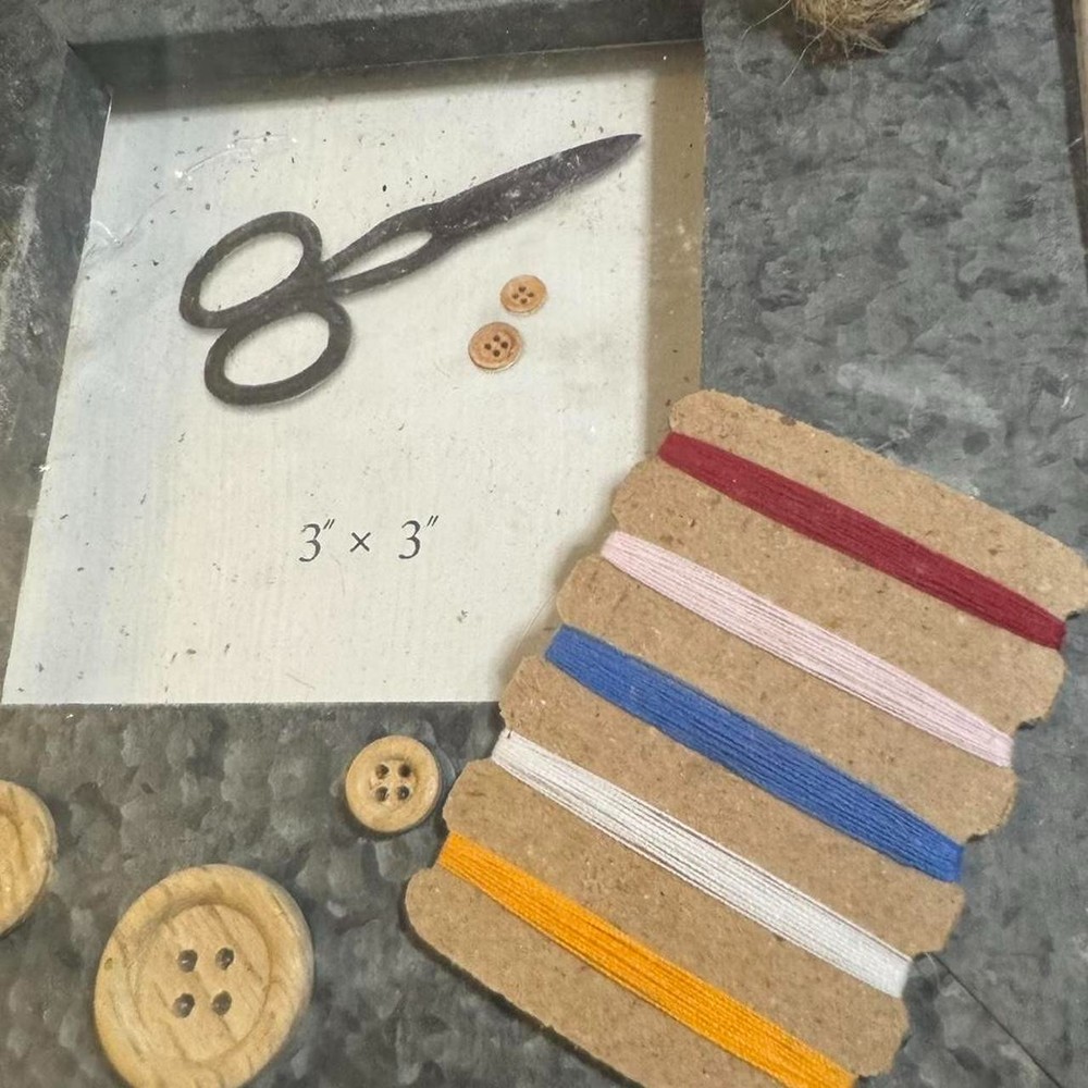 VTG 3x3 Sewing Decor Picture Frame