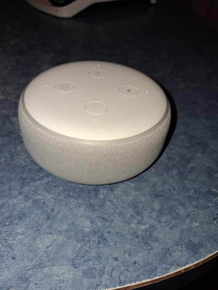Amazon Echo Dot (3rd Gen) Smart Speaker in White Tested In Perfect Condition!