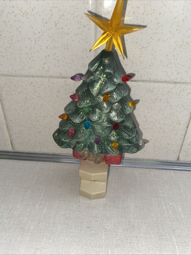 VTG Ceramic Christmas Tree Nightlight Plug In *READ Bulb Base Stuck