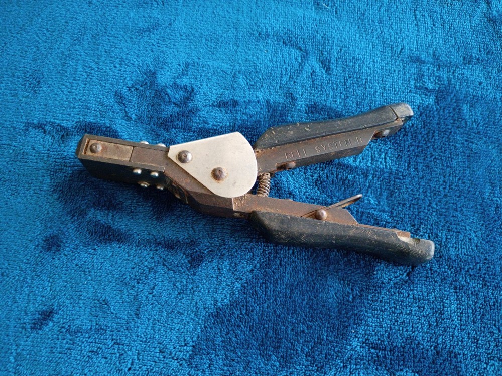 Vintage Bell System Pressed B Stearline Core Solder Crimper.
