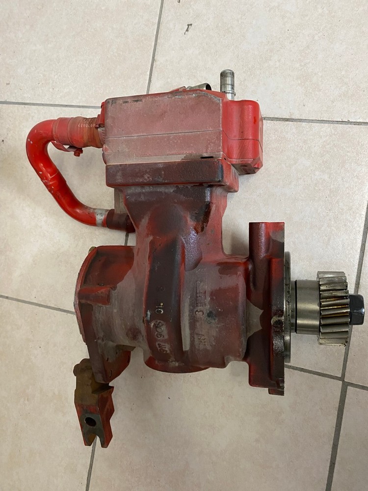 Cummins Engine Air Compressor 4318218