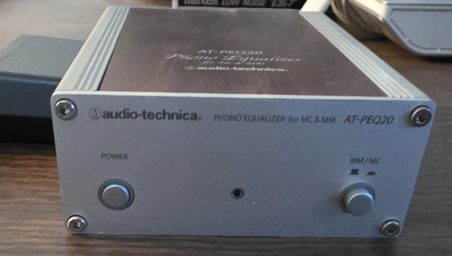 Audio-Technica AT-PEQ20 Phono Equalizer MM MC Tested -  Working  - with extra PS