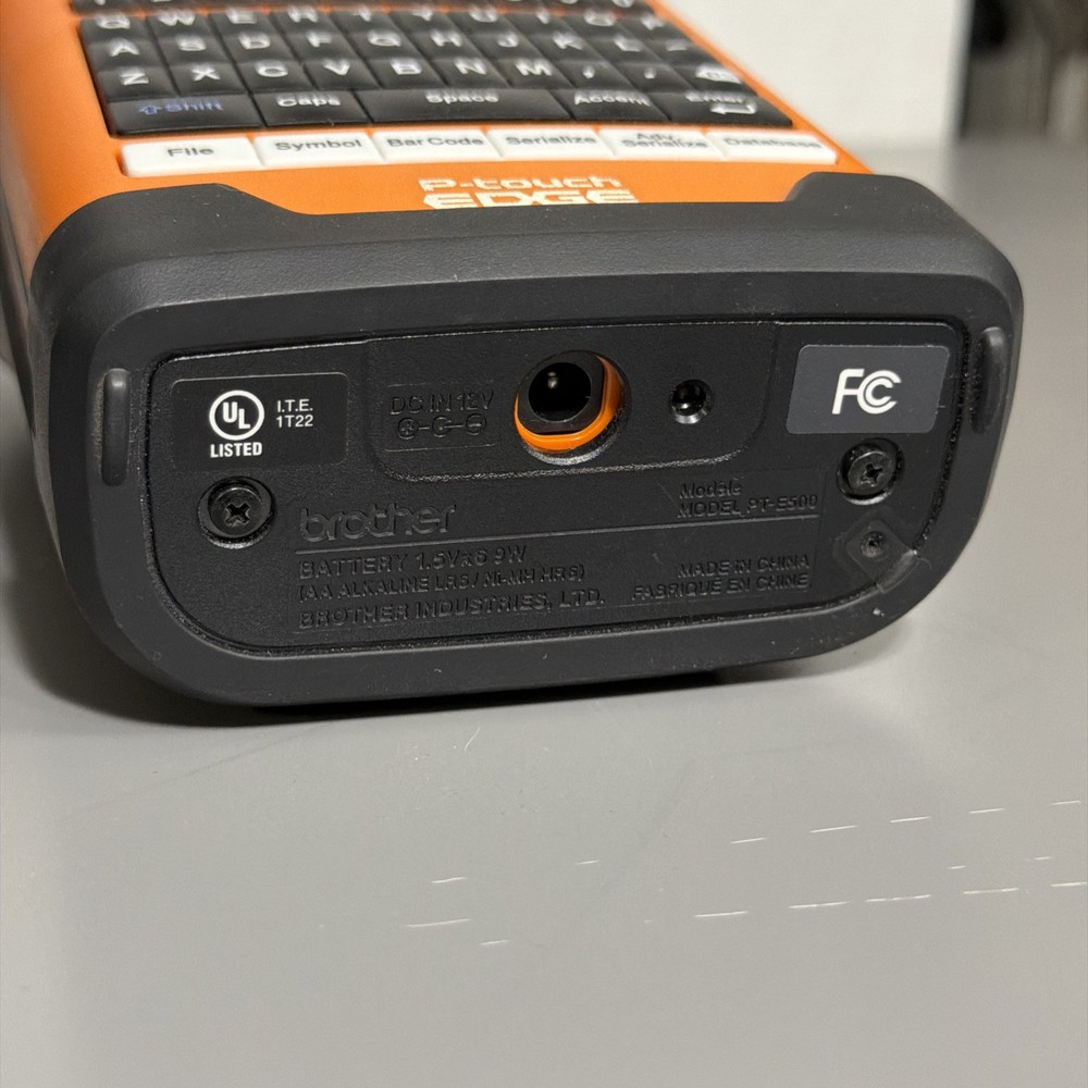 Brother P-Touch Edge PT-E500 Label Maker USB Thermal Black & White 180 dpi