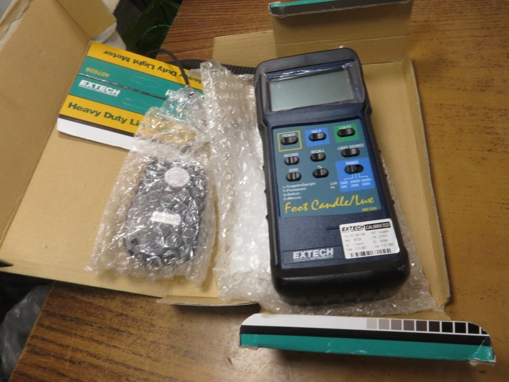 Extech Model 407026 Heavy Duty Light Meter