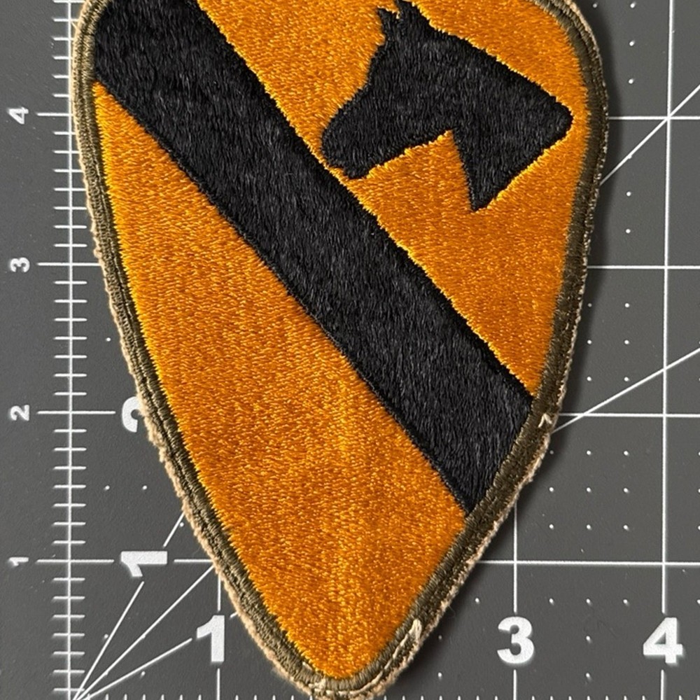 WW2 1st Cavalry Division Snow Back Patch - #1068