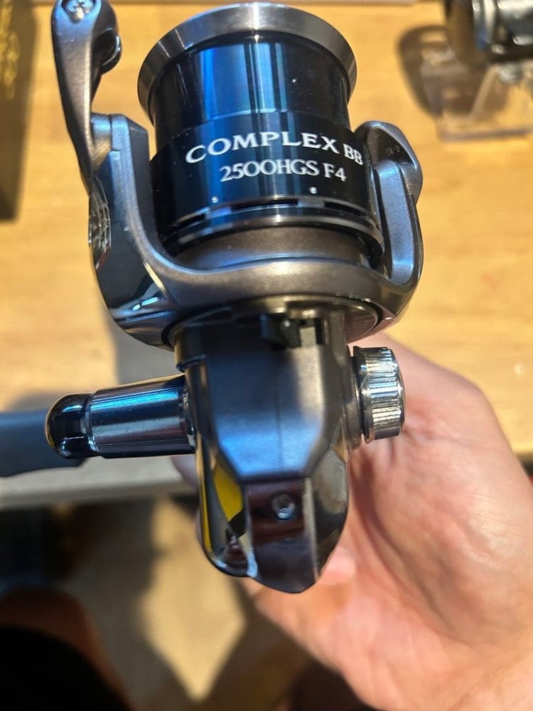 COMPLEX BB 2500HGS F4 Spinning Reel