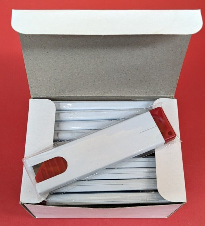 40 PIECES - Auto Retractable Utility Knife Box Cutter