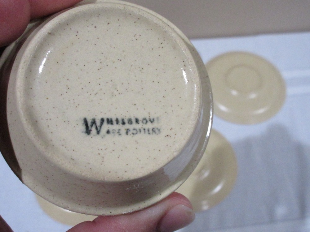 Willsgrove Pottery 2 Cups and 4 saucers