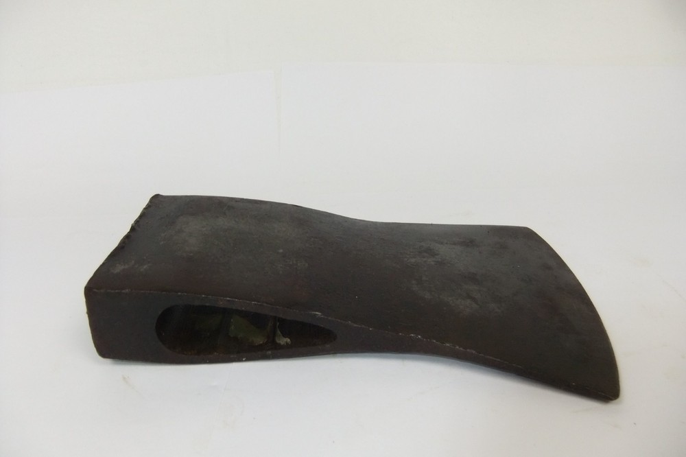 3 Lbs 12 oz True Temper Single Bit Axe Head Possibly US Military Issue
