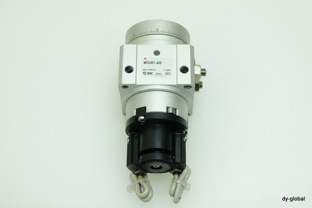 SMC Used MDSUB7-90S 90˚ Rotary Table Vane Style Basic Type CYL-ROT-I-66=2M42