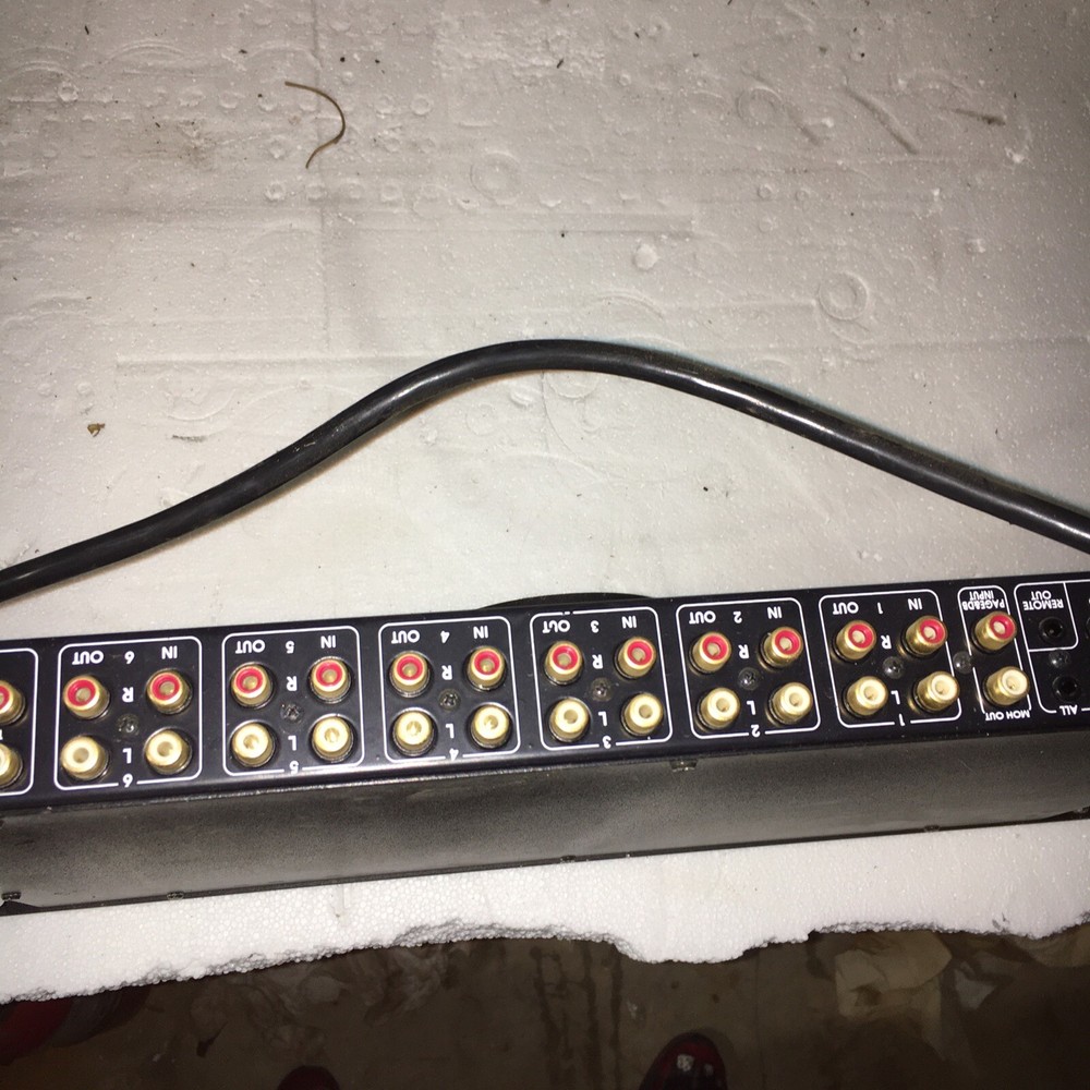 Elan Z 630/631 Pre-Amp Controller Series 1 - 3 Zone / 6 Source Mountable (2)