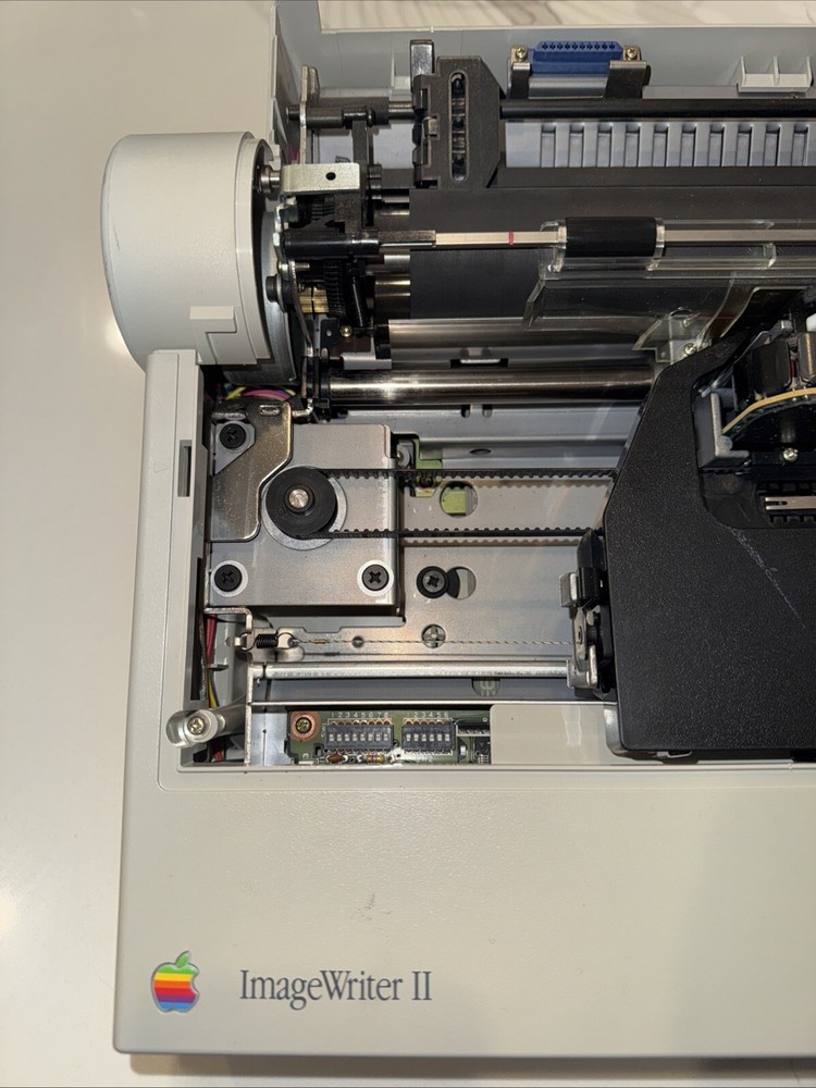 Apple ImageWriter II Printer A9M0320 Parts/ Missing Back & Front Cover. Read!!