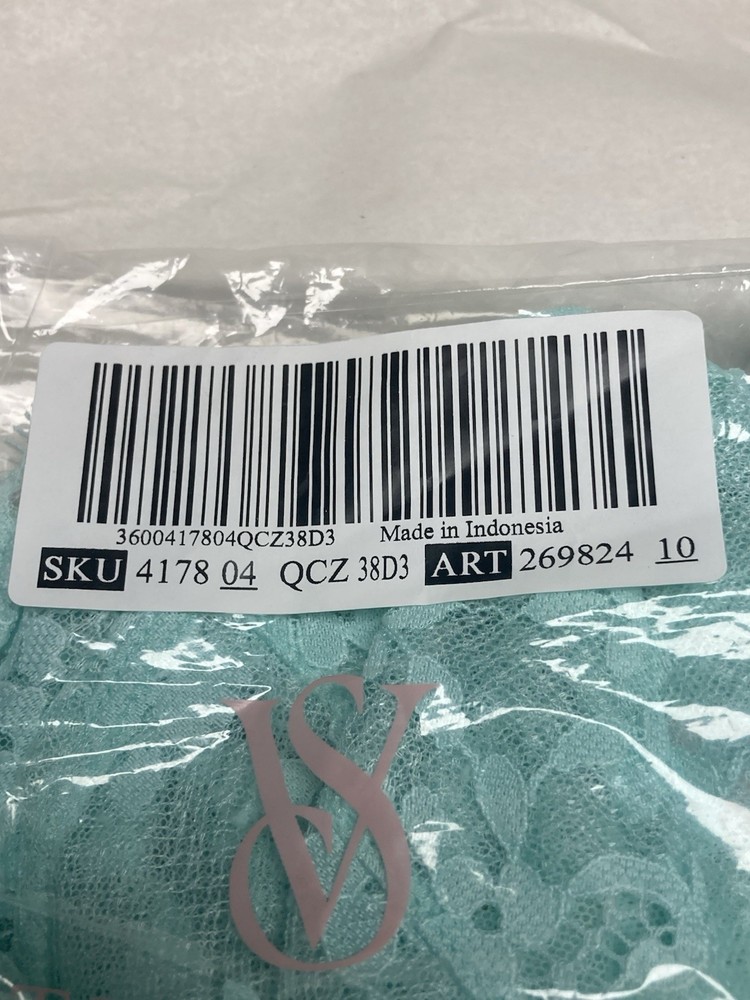 VS Bra Unlined Demi Size 38 DDD