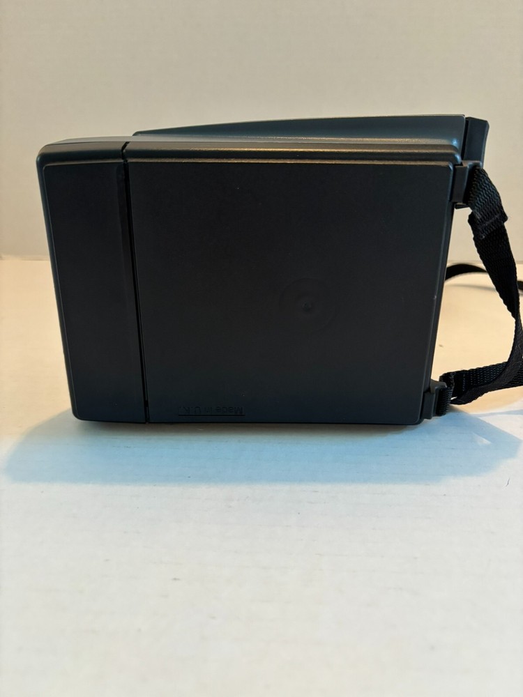 Vintage Polaroid Impulse Instant Camera with Strap using 600 Film Not Tested