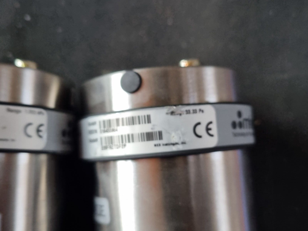 MKS E28FRETDF2P / E28F11TDE2P BARATRON ETCH MANOMETERS (R1s8.2)