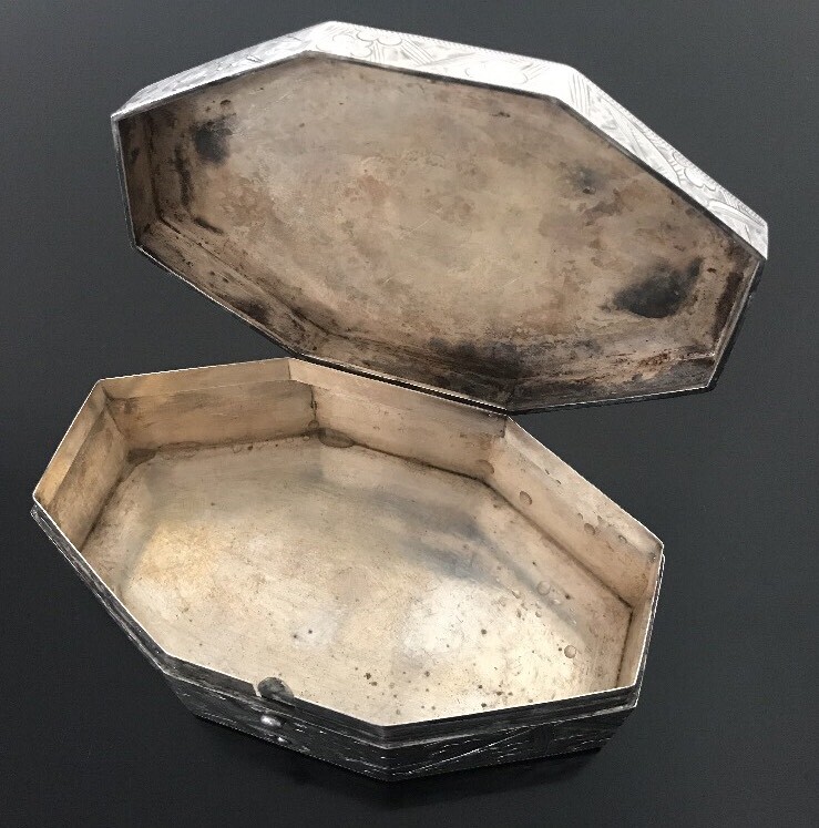 Japanese Solid 950 Sterling Silver Eight Sided Box Rare Hand Hammered