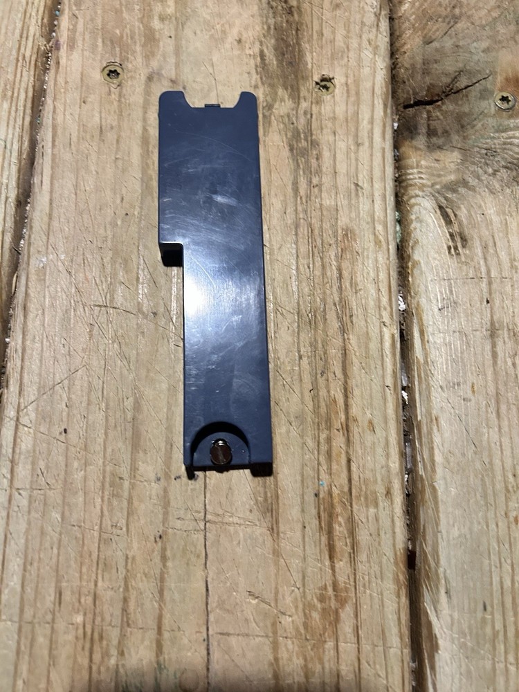 White SUPERLOCK 534 Sewing Machine Serger Door