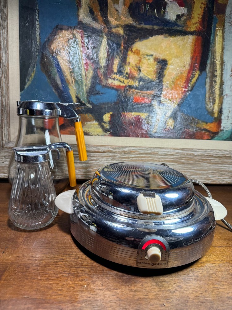 CHROME ART DECO WAFFLE MAKER