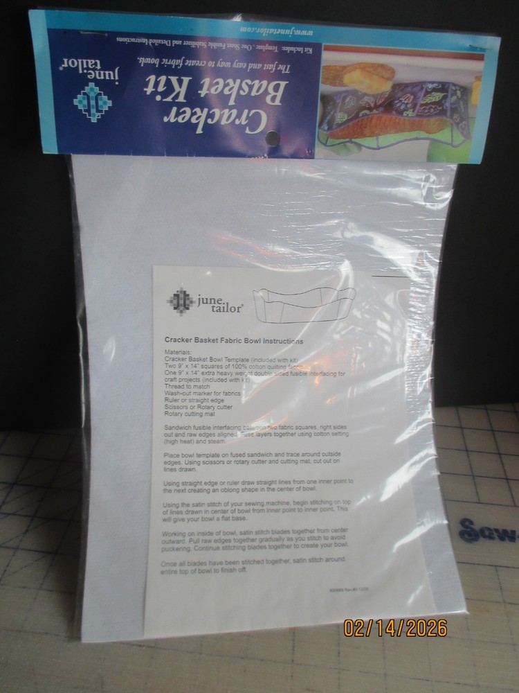 JUNE TAILOR CRACKER BASKET KIT-NEW-SEALED