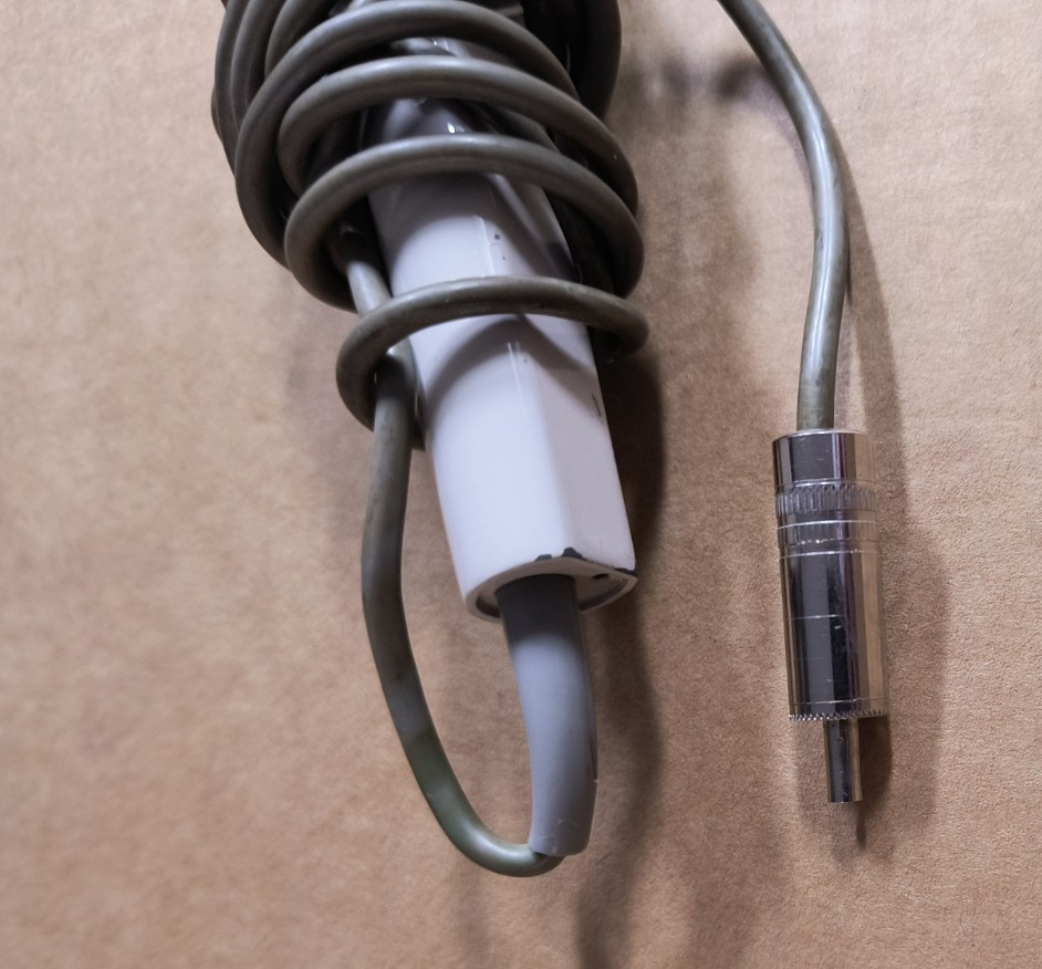 Sony F-96 Dynamic Microphone Pro Audio Microphone with Case