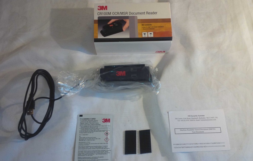 3M CR100M OCR/MSR Document Reader USB Scanner W/ Drivers & WizzForms Trial CD