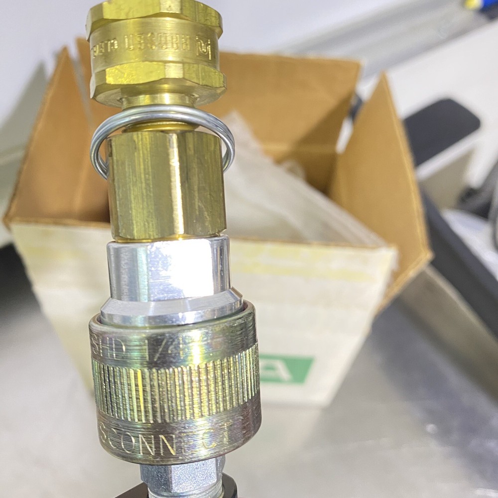 MSA MM112062 Belt Mounted Regulator