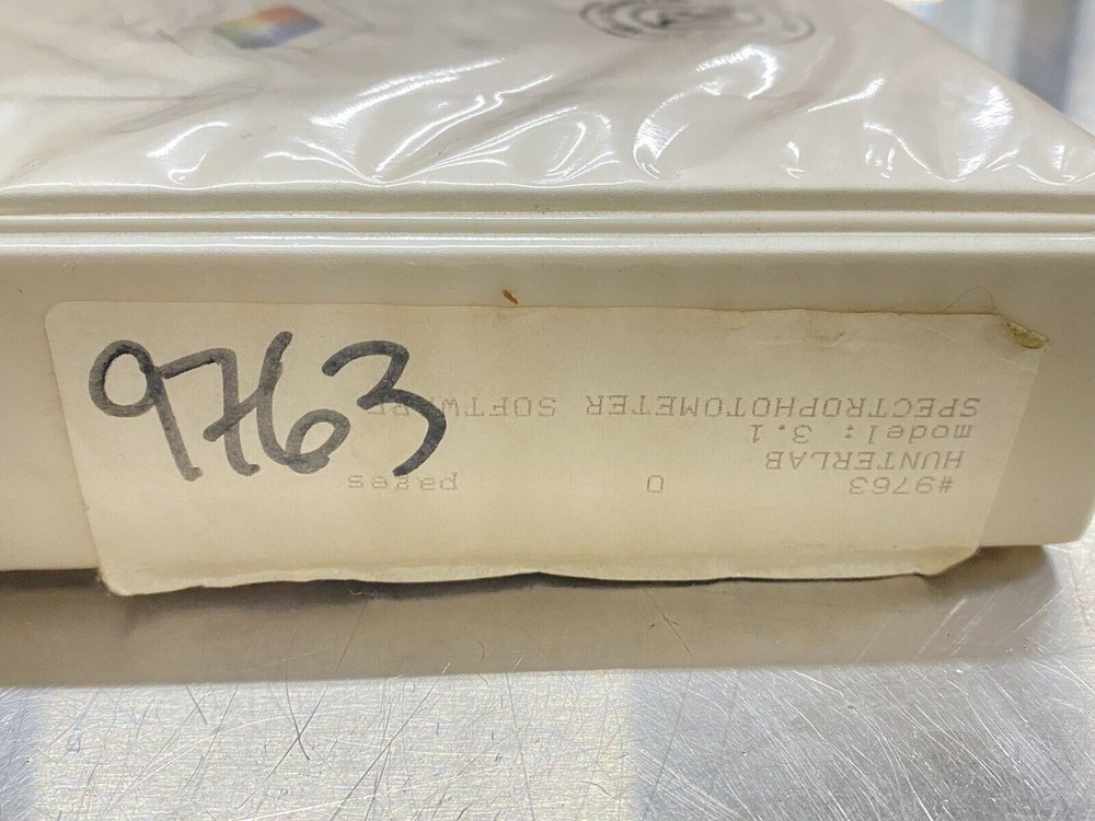 HunterLab Universal Software Version 3.1 - Users Manual / Instructions