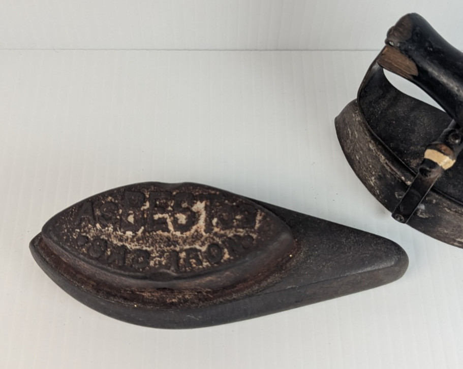 Antique Asbestos Sad Iron with Handle Release