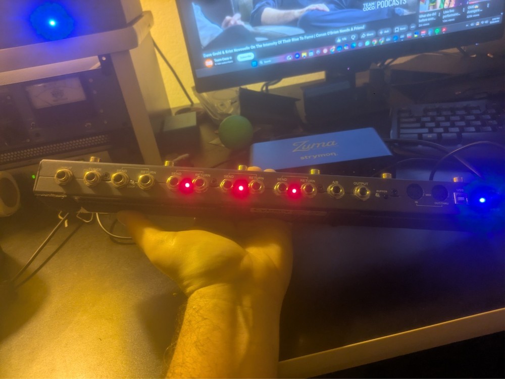 Hotone Cybery Pedal Switcher