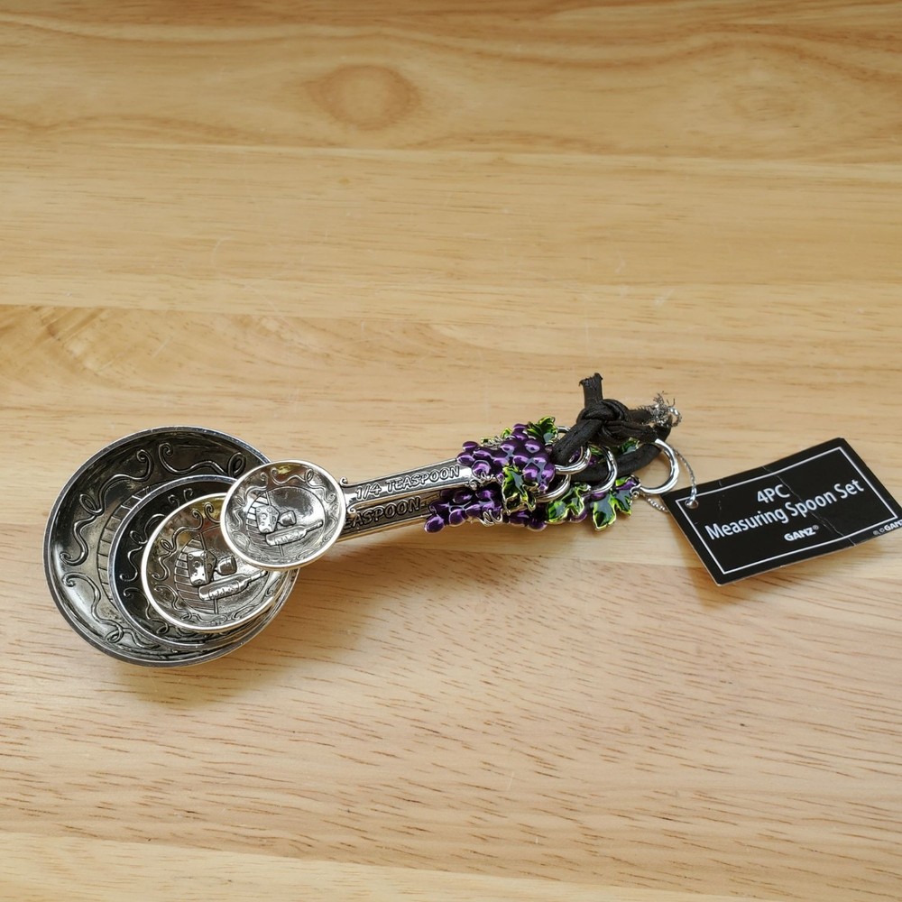 Decorative Grape Cluster Measuring Spoons Set With Whimsical Kitchen Charm
