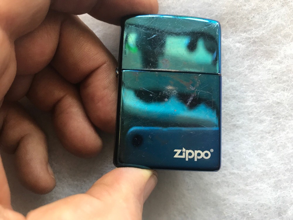 Metallic Blue Vintage ZIPPO CIGARETTE LIGHTER