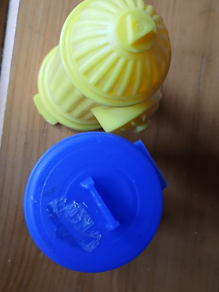 Vtg 1980s Candy Containers Topps Fleer 1 Fire Hydrant 1 Trash Can Empty
