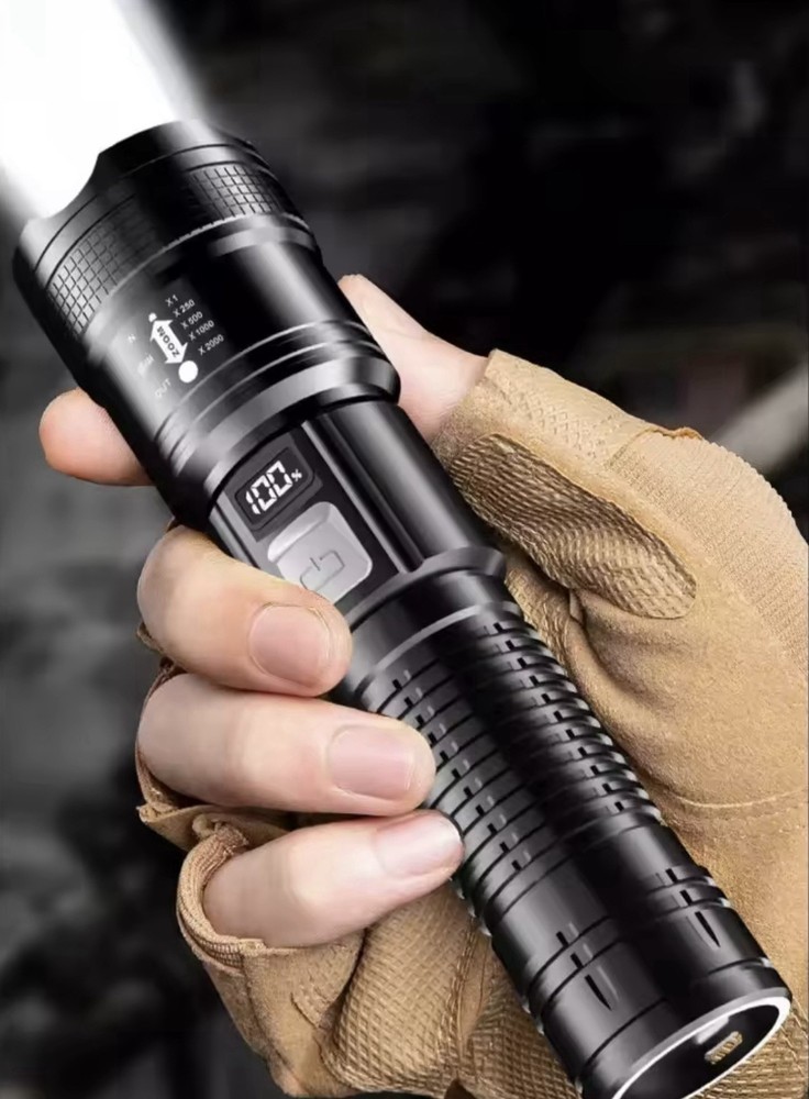 Professional Powerful LED Flashlight, Rechargeable LED Flashlights 500000 Lum