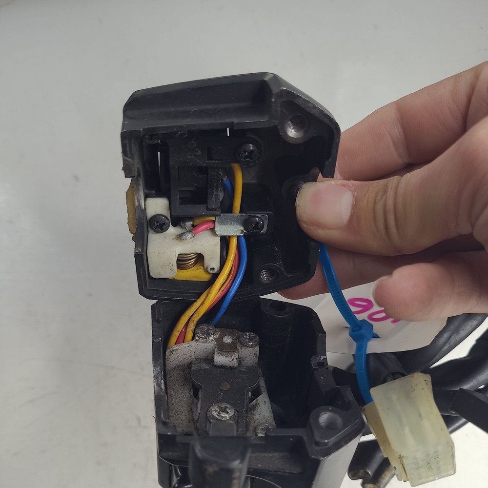 YAMAHA TMAX XP 530 2012 - LEFT SIDE HANDLE SWITCH SWITCHGEAR
