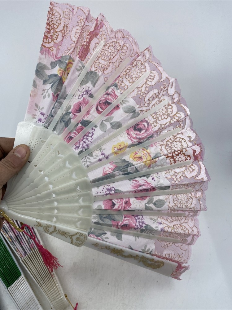 5 Deluxe Foldable Fans