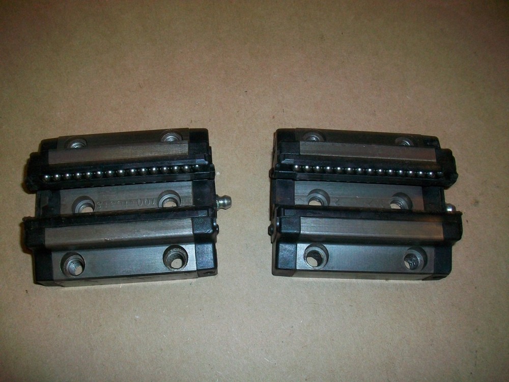 2pc Thomson AccuGlide Linear Bearing CG25AAAN