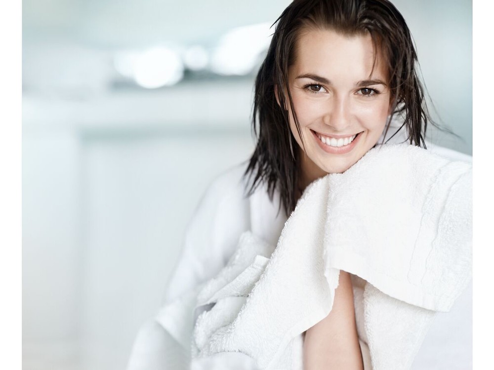 Stiebel Eltron Instantaneous Electric Hot Water System DHE27