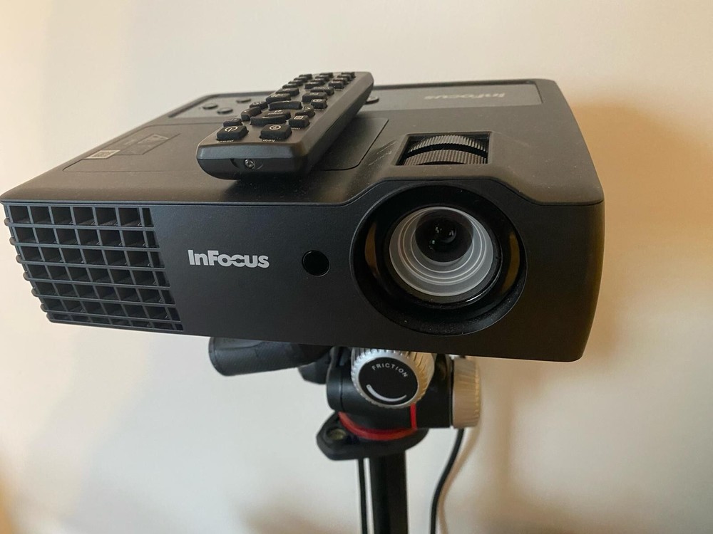 InFocus IN1116 Portable Projector